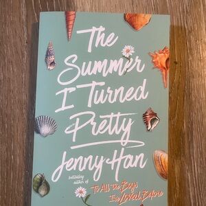 The Summer I Turned Pretty by Jenny Han - Green Cover